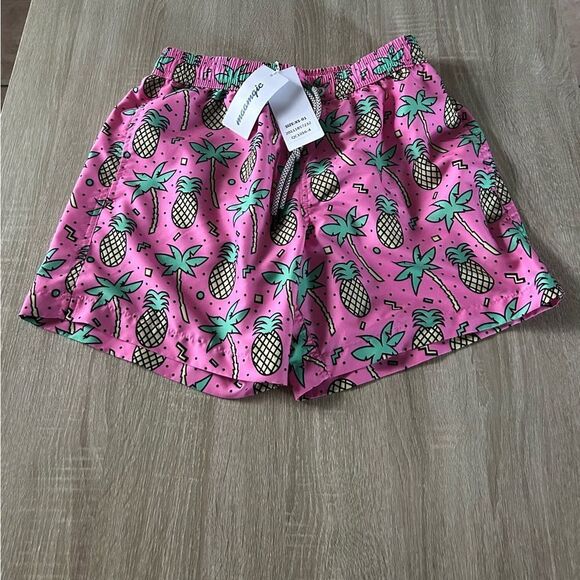 NWT … MAAMGIC “Size: XS” Swim Trunks - Picture 1 of 4